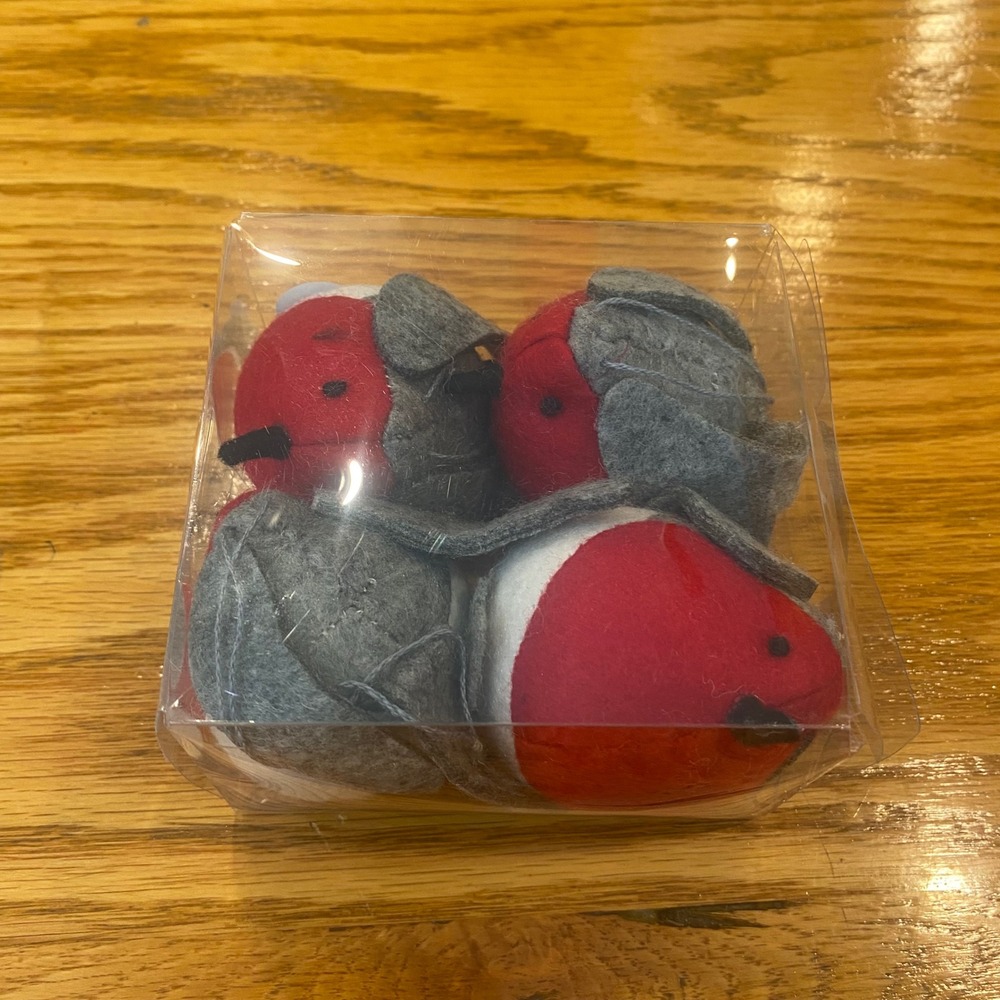 IKEA Vinterfint Bird Ornaments Red NIB‎ Felt Christmas Set of 4